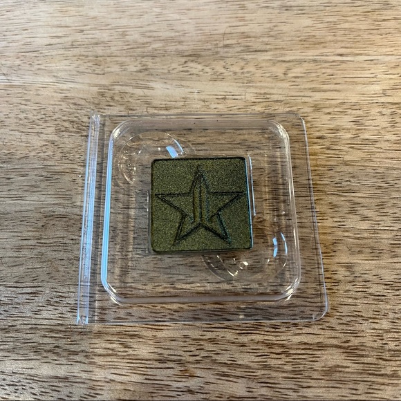 Buy 2 Get 1 Free Jeffree Star Cosmetics Eyeshadow - Picture 2 of 2